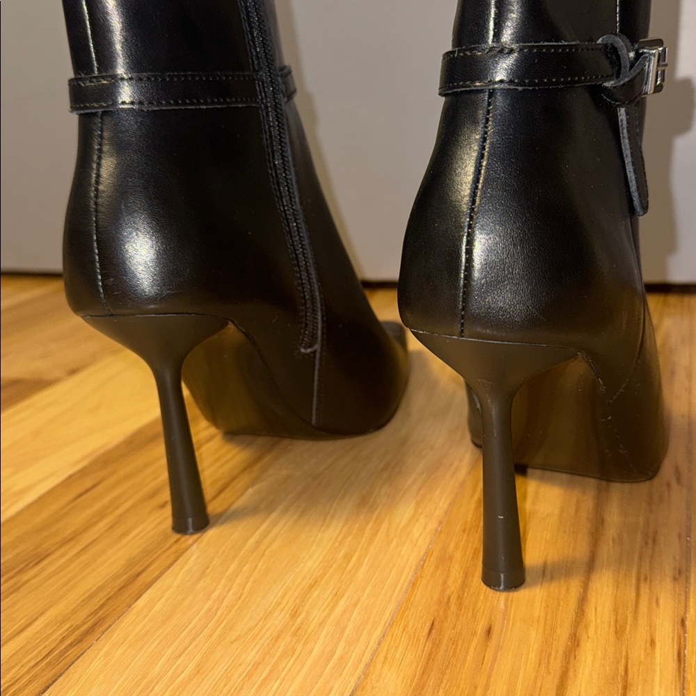 Steve Madden Carolina Ankle Boots Black Leather Pointed Toe Stiletto Heel Bootie - Picture 4 of 10